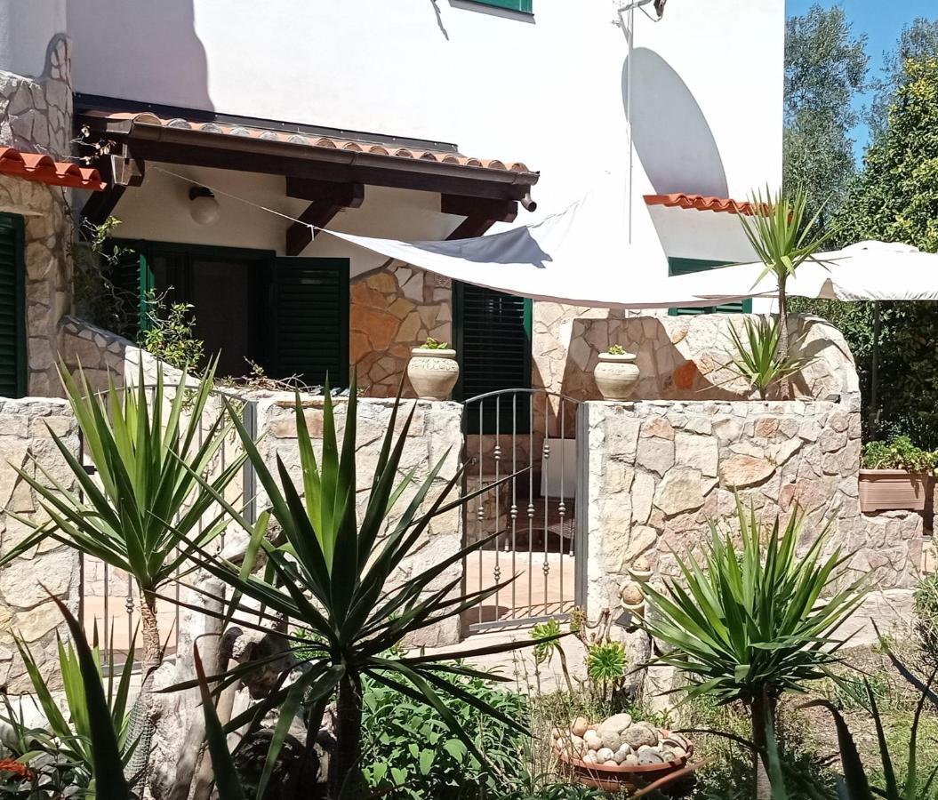 Casa Masseria Le Ville Peschici Bagian luar foto